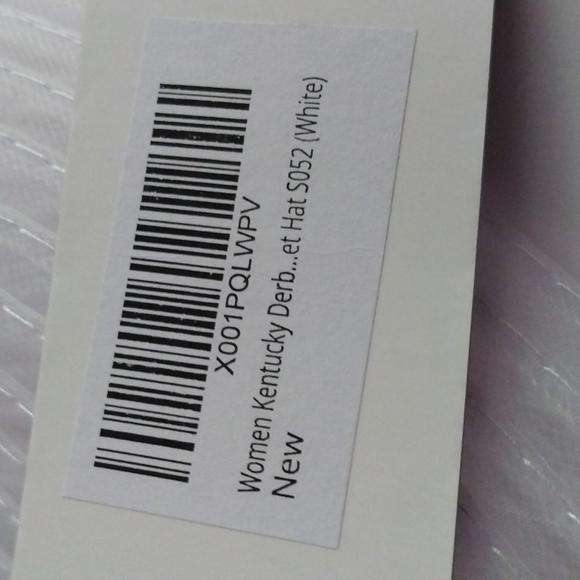 White Organza Hat by Forbusite - Picture 15 of 15